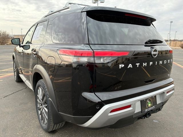 2024 Nissan Pathfinder SL