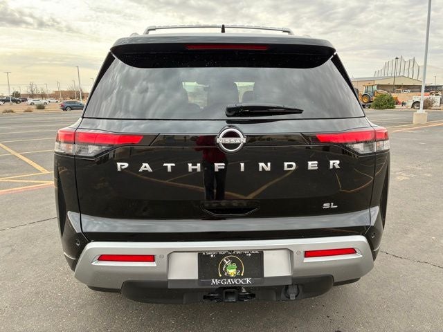 2024 Nissan Pathfinder SL