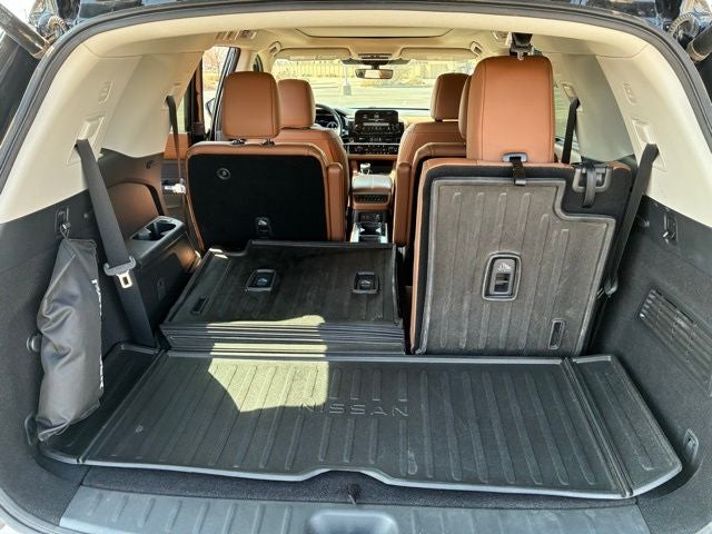 2024 Nissan Pathfinder Platinum