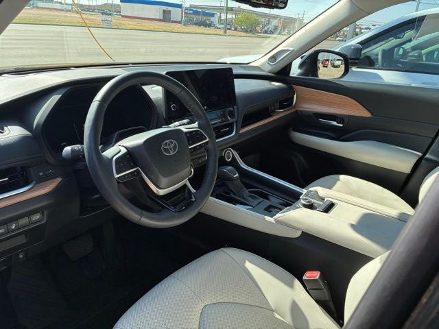 2024 Toyota Grand Highlander Platinum