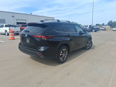 2026 Toyota Highlander Hybrid Hybrid XLE