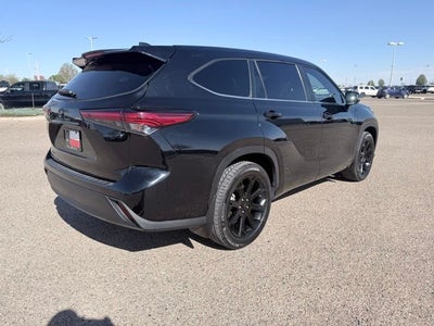 2023 Toyota Highlander LE