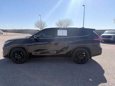 2023 Toyota Highlander LE