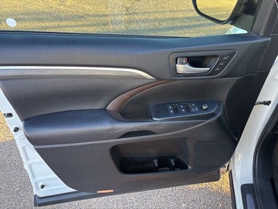 2017 Toyota Highlander Limited