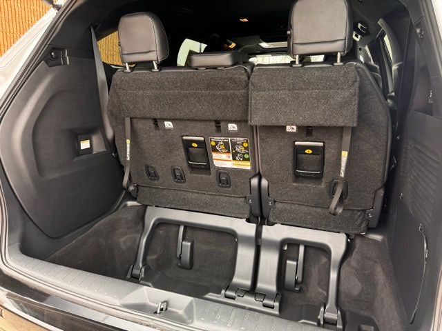 2025 Toyota SIENNA LTD AWD Limited 7 Passenger