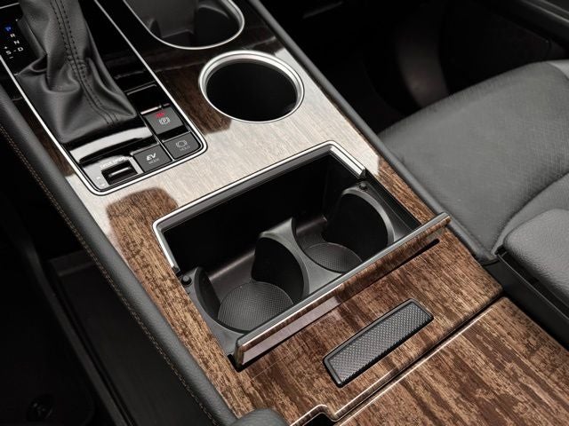 2025 Toyota SIENNA LTD AWD Limited 7 Passenger