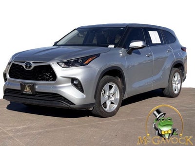 2022 Toyota HIGHLANDER LE