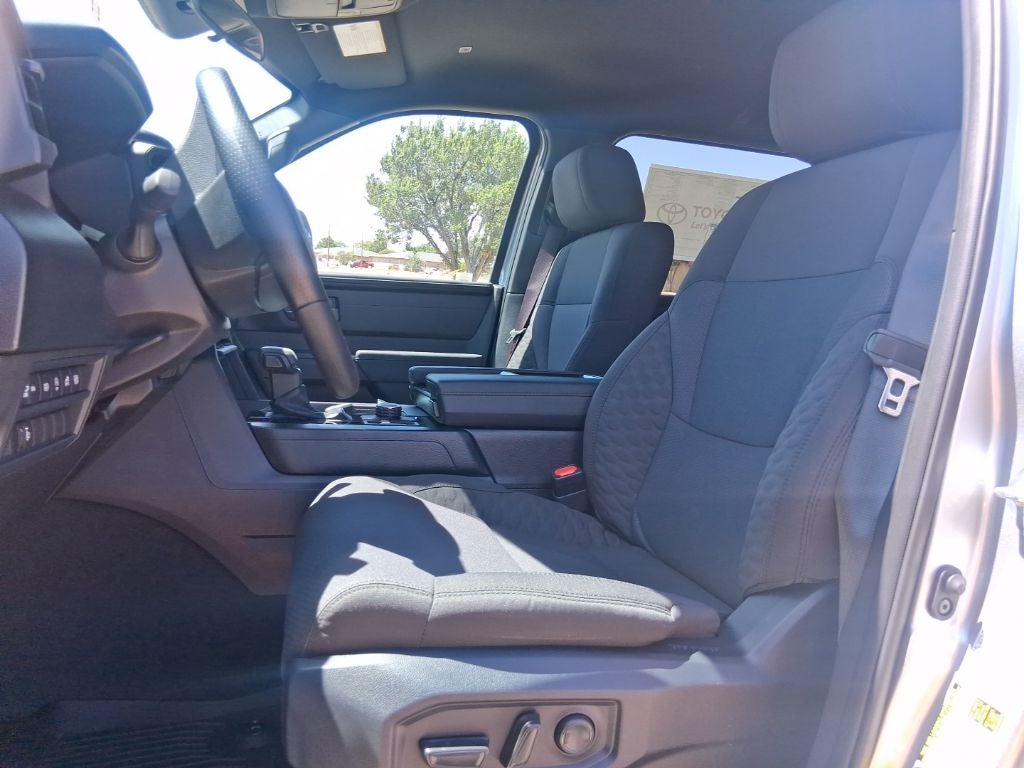 2026 Toyota Tundra SR5 - Photo 10