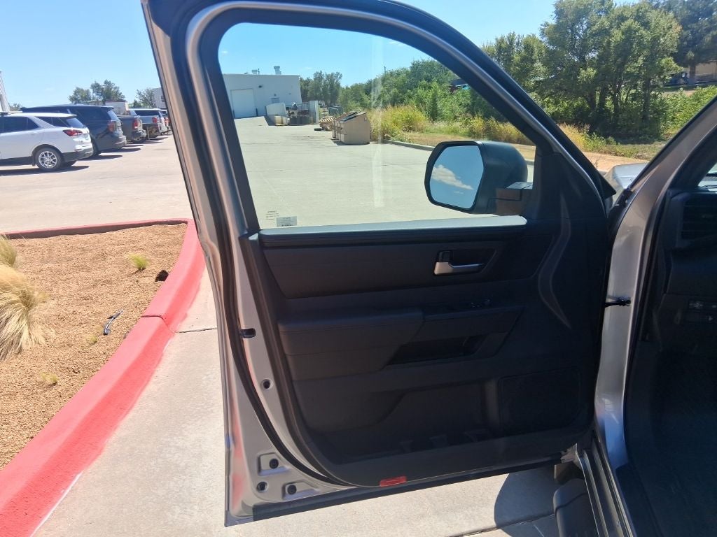 2026 Toyota Tundra SR5 - Photo 9