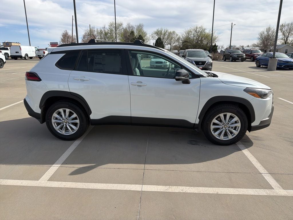 2026 Toyota Corolla Cross LE