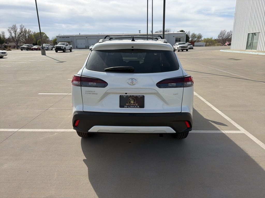 2026 Toyota Corolla Cross LE