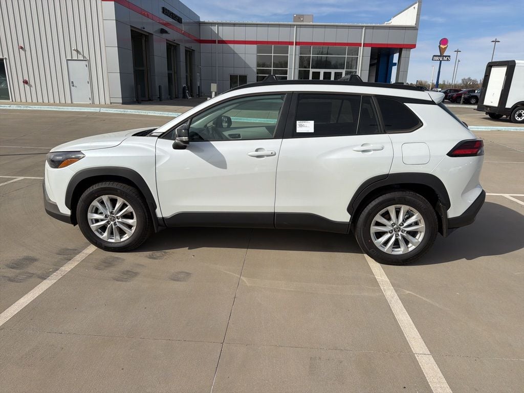 2026 Toyota Corolla Cross LE