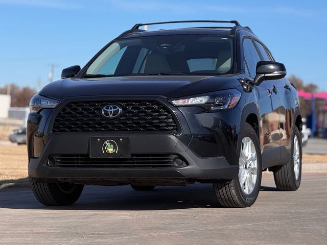2025 Toyota Corolla Cross LE