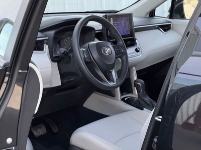 2025 Toyota Corolla Cross LE