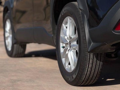 2025 Toyota Corolla Cross LE