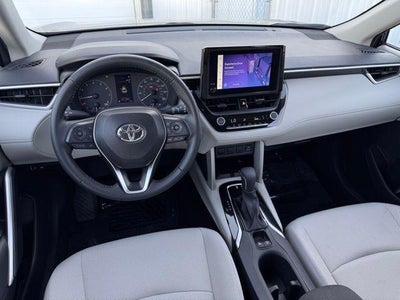 2025 Toyota Corolla Cross LE