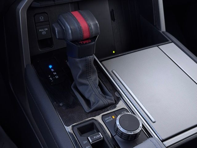 2025 Toyota SEQUOIA 4WD SR5