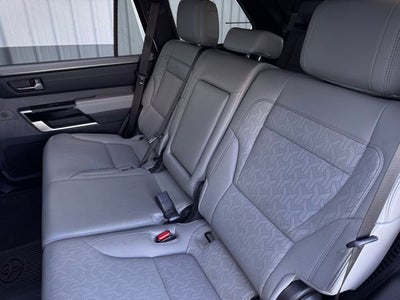 2025 Toyota SEQUOIA 4WD SR5