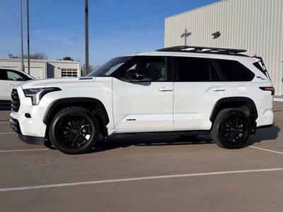 2025 Toyota SEQUOIA 4WD SR5