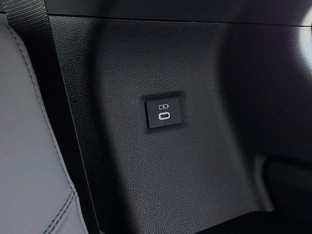 2025 Toyota SEQUOIA 4WD SR5