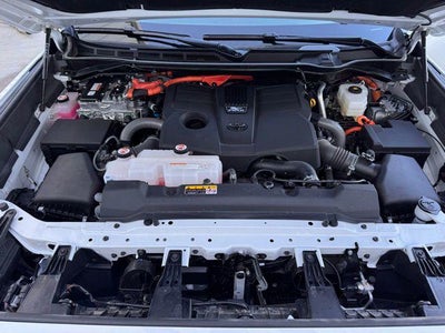 2025 Toyota SEQUOIA 4WD SR5