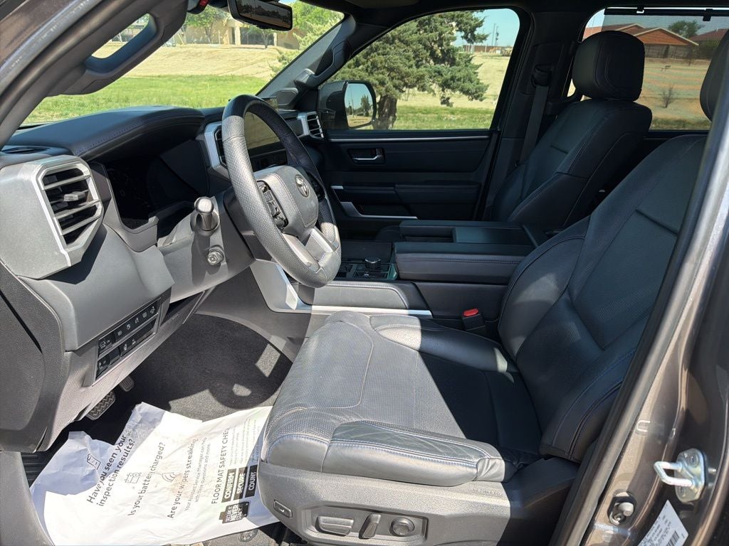 2023 Toyota SEQUOIA 4WD Platinum