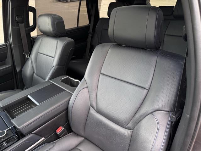 2023 Toyota SEQUOIA 4WD Platinum