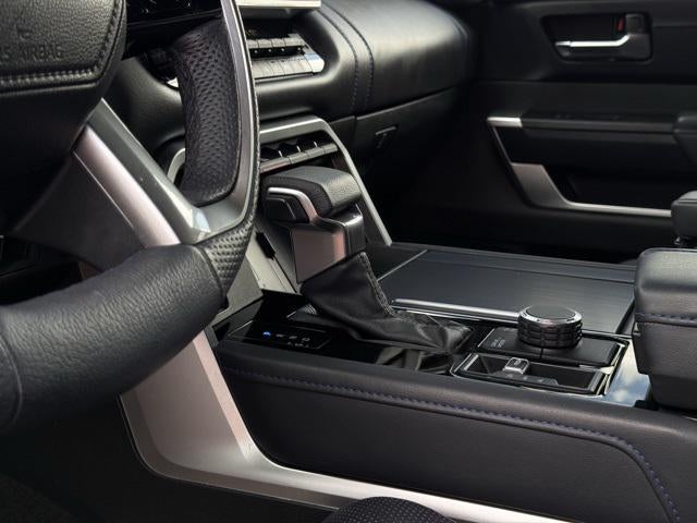 2023 Toyota SEQUOIA 4WD Platinum