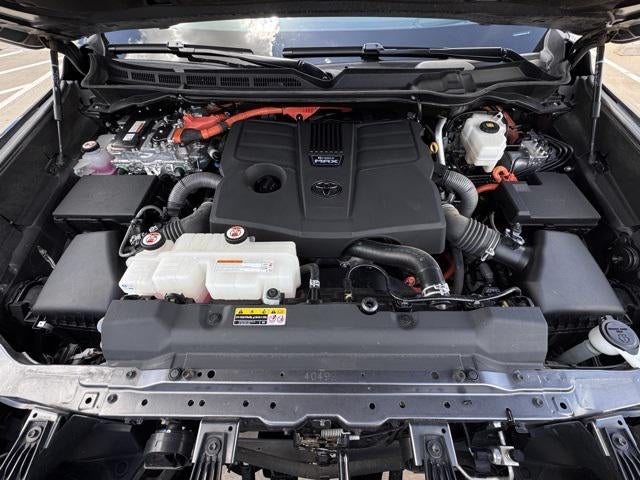 2023 Toyota SEQUOIA 4WD Platinum