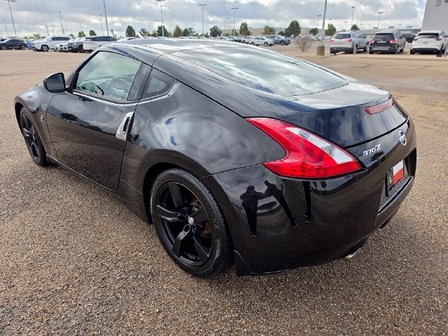 2010 Nissan 370Z Base