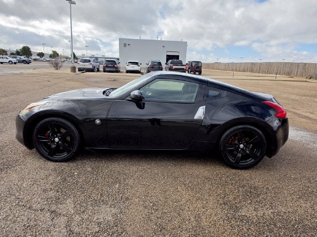 2010 Nissan 370Z Base