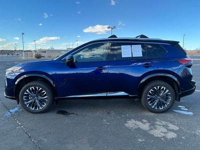 2025 Nissan Rogue Platinum