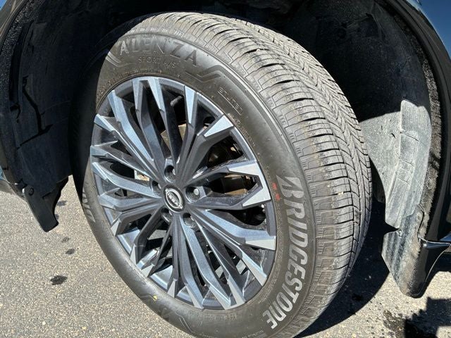 2025 Nissan Rogue Platinum