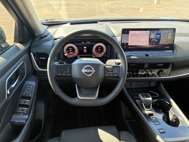 2025 Nissan Rogue Platinum