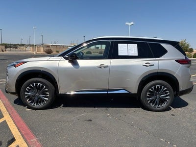2026 Nissan Rogue Platinum