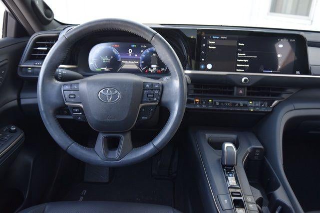 2023 Toyota Toyota Crown LTD Limited