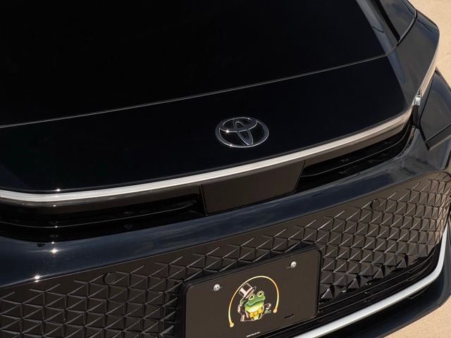 2026 Toyota Toyota Crown Nightshade