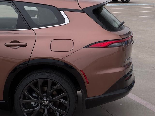 2025 Toyota Toyota Crown Signia Limited