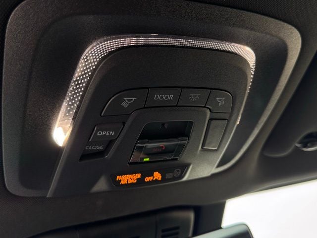 2025 Toyota Toyota Crown Signia Limited