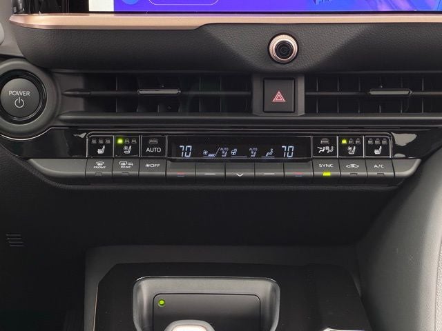 2025 Toyota Toyota Crown Signia Limited