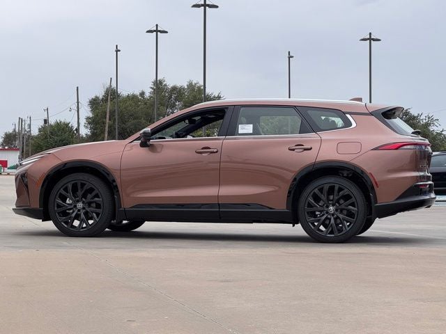 2025 Toyota Toyota Crown Signia Limited