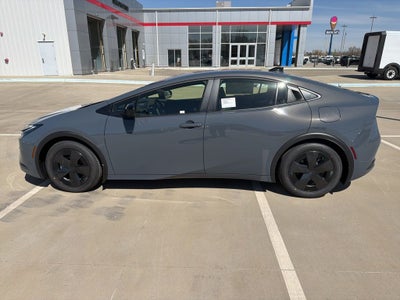 2026 Toyota Prius Plug-in Hybrid SE