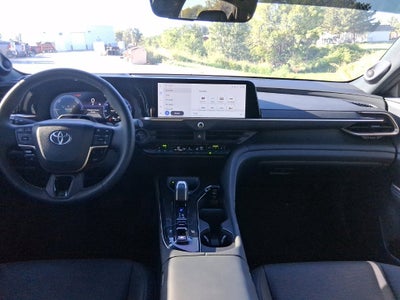2026 Toyota Toyota Crown Platinum