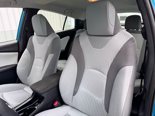 2021 Toyota PRIUS PRIME LE