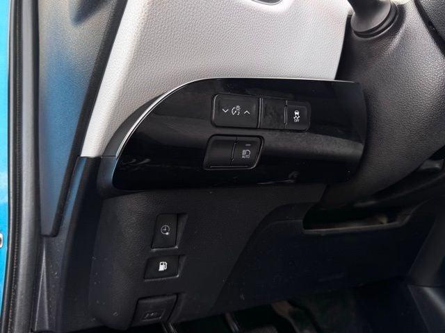 2021 Toyota PRIUS PRIME LE