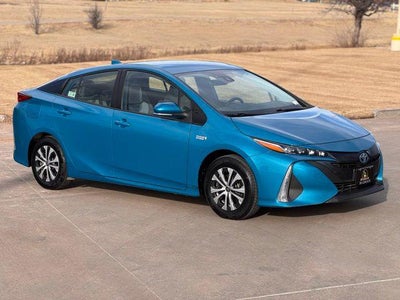 2021 Toyota PRIUS PRIME LE