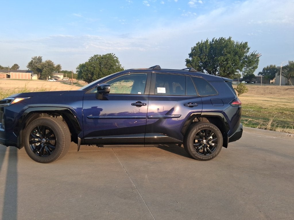 2026 Toyota RAV4 Plug-in Hybrid SE