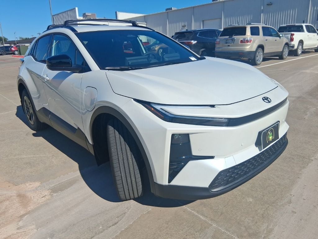 2026 Toyota C-HR SE