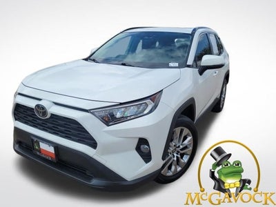 2020 Toyota RAV4 XLE Premium