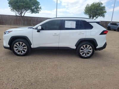 2020 Toyota RAV4 XLE Premium